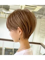 ラフ 立川(Laff)&nbsp;ショートヘアショートボブ白髪ぼかしハイライトカラーボブ