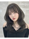 黒髪　ネビージュ　小顔　レイヤーカット　ミディアム