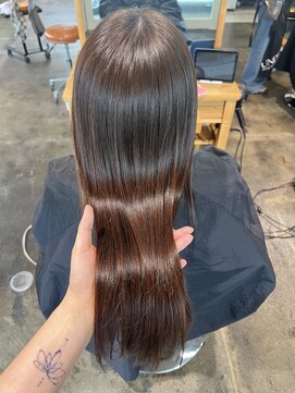 ファンファンバイルー 岐阜(fan fun by Rooo) 髪質改善ストレートカラー