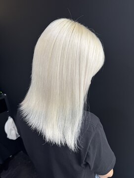 テイス 新宿(TACE) [新宿駅/くびれヘア/アプリコットオレンジ]