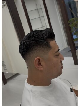 トウキョウ クラシック バーバー タウン(TOKYO CLASSIC BARBER TOWN) ハイフェード