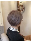 白髪ぼかしショート