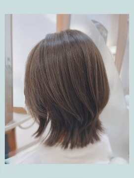 大人に似合うウルフカット◆ひし形ナチュラルウルフ