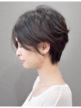 エオン(eon) ショートボブ【eon】ミセス、大人女性、白髪、マイナス6歳ヘア