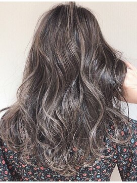 ネオリーブアーチ 武蔵小山店(Neolive arch) 武蔵小山 アッシュベージュグラデーションカラー毛先パーマ