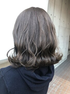 ヘアーアンドビューティーザ エフ(Hair Beauty the F) ボブ＿グレージュ＿透明感カラー＿０５