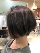 ラプトヘア リタ(Rapt. Hair Rita)&nbsp;前下がりショート/30代/40代/50代/グレージュカラー