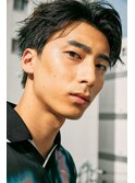 センターパートニュアンスパーマ刈り上げツーブロックメンズヘア