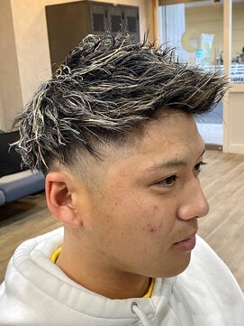 ユナイテッドヘアー(UNITED HAIR) Men's　ハイライト・ツイストパーマ☆