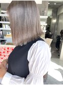 ホワイトベージュ