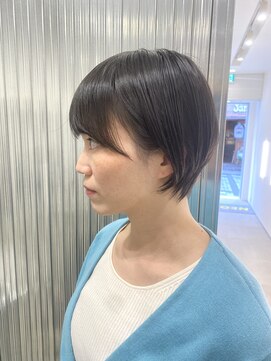 リノア 鵠沼海岸(LINOA) デザインカラー/レイヤーカット/ウェットヘア/オリーブベージュ