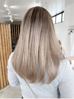 ウィリーベル 沖縄(WILLIE BELLE)&nbsp;ミルクティアッシュ/艶髪ロング/ハイトーン/髪質改善