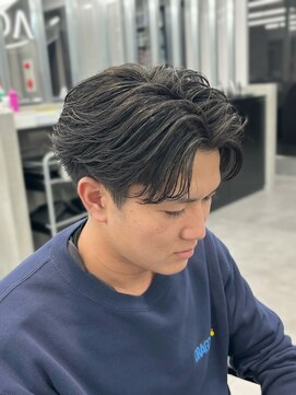 アクロ 本店(ACRO) 広島メンズ/フェザーパーマ/毛流れパーマ
