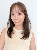 ビーチ(BEACH)&nbsp;★前髪あり韓国レイヤーミルクブラウンくびれヘアダークパープル