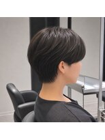 ウル(uru)&nbsp;黒髪丸みマッシュショート