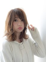 パティオンツー(PATIONN2)&nbsp;鮮やかモーブカラーワイドバングくびれミディスタイル
