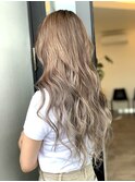 ペールベージュグラデーション