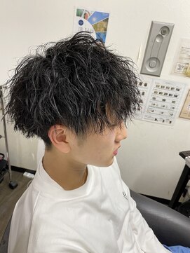 ヘアーグランデシーク(Hair Grande Seeek) men'sツイストスパイラルパーマ
