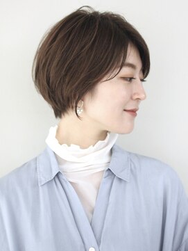 サーカス バイ ビュートリアム 青山(CIRCUS by BEAUTRIUM) 大人可愛い　耳かけショート　ショート　くびれショート　青山