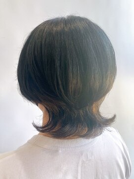 ヘア イノウエ HAIR INOUE クセを活かしたウルフスタイル