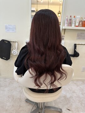 クラナ(clana) エクステでワインレッドカラー