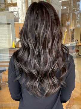 ヨロ 上野(YOLO) ハイライトカラーミルクティーベージュケアブリーチダブルカラー