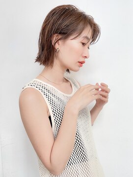 ベンジー オウン 代々木上原店(benji own) ハイライト外はねボブ耳掛け大人可愛い