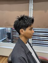 ソラ(SOLA)&nbsp;ツーブロ刈り上げショート