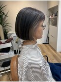ボブ×顔周りインナーカラー