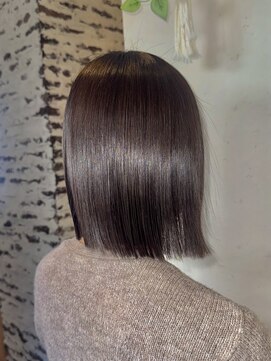 髪質改善ヘアエステサロン スロウ(SLOW by opsia) 赤みを少なくしたぱつっとぼぶ