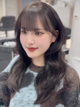 ジィルム(XELM) ハイライトカラーミルクティーベージュレイヤーカット