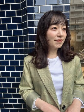 ワイ(wai) ミディアムレイヤー