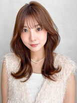 アグノス 青山(Agnos) エアリーカールこなれヘア暗めカラー斜めバング薄めバング