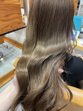 アドラーブル 松崎店(adorable) ミルクティーベージュ