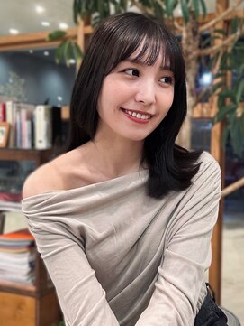 ハレ(hale) 艶髪 20代 前髪カット ダークブラック レイヤーカット 髪質改善