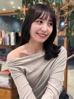 ハレ(hale) 艶髪 20代 前髪カット ダークブラック レイヤーカット 髪質改善