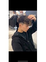 メンズサロン キング 枚方店(Men’s salon K!ng)&nbsp;波巻きツイストスパイラルパーマ/フェザーパーマ/眉毛/メンズ
