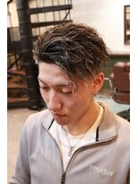 グラッドマンズカットクラブ 立川(GLADMAN'S CUT CLUB) ツイストスパイラルパーマホワイトメッシュ立川men's