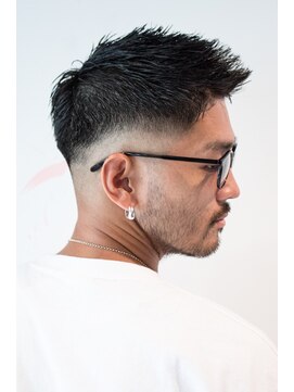 メリケンバーバーショップ コウベ(MERICAN BARBERSHOP KOBE) ワイルドツーブロックビジカジウェットアシメショート