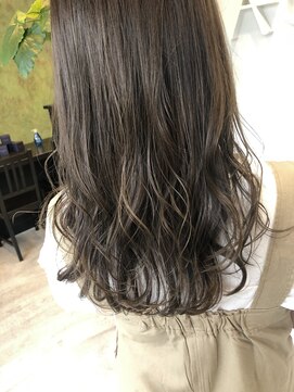 ジャガラ 千葉駅北口店(JAGARA) カーキベージュ【千葉・千葉駅・千葉駅北口】