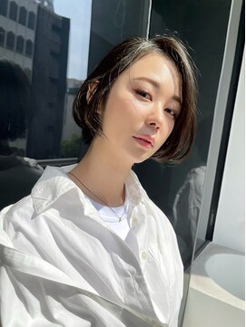 イトシテ カーキグレージュ×ミニボブ【本多身和子】