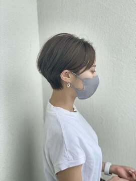 ノルン(norn.) ハンサムショート/前髪なしショート/ニュアンスカラー/暗髪