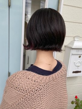 ランダーブルー(LANDER BLUE) 外ハネ大人ショートボブ