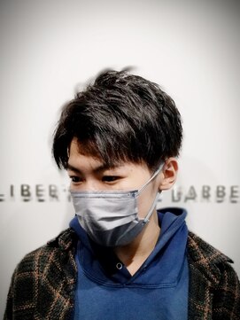 リバティシェアバーバー 銀座(LIBERTY SHARE BARBER) サイドパートツーブロックスタイル