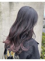 ボトムス(BOTTOMS)&nbsp;毛先のピンクがかわいいオシャレヘア