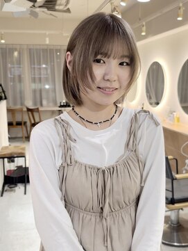 テトラ バイ ネオリーブ 横浜西口店(tetra by neolive) ミルクティーベージュ ダブルカラー ブリーチ 横浜