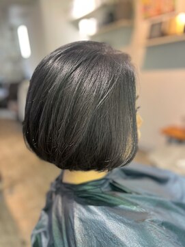 ツムグ 代官山店(TUMUGU) ヘルシースタイル大人ショート30代40代50代ブルーグレージュ#211