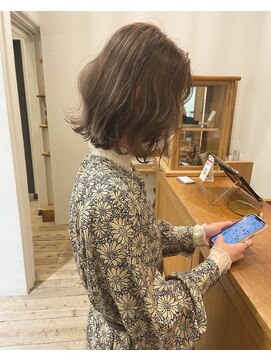 サンプラス(san+) 【柏原良亮】ミルクティーグレージュ