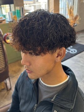 リット バイ フィフス 鹿児島中央駅店(Lit. by fifth) 波巻きスパイラルパーマメンズマッシュパーマツイストパーマ