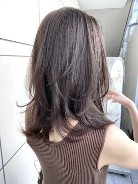 ティエラ 原宿 表参道(Tierra) 原宿表参道 たっぷりレイヤーで軽やかな質感*チャコールグレー